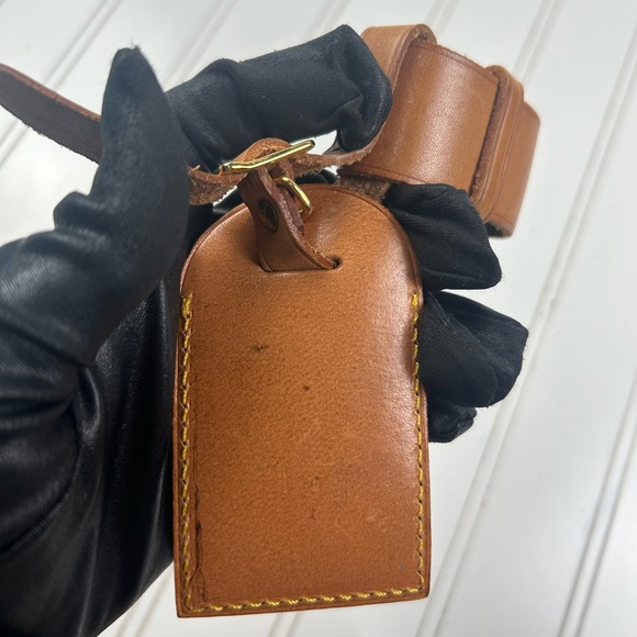 Louis Vuitton Tan Leather Luggage Tag Vintage - Picture 5 of 5